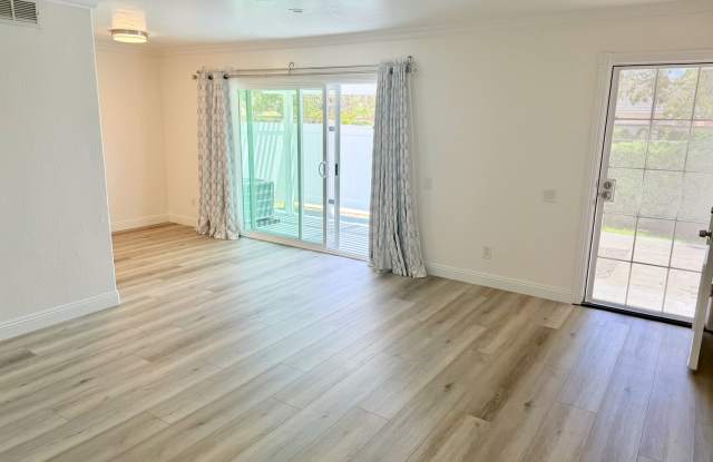 Updated 2 Bedroom Home with Garage & Community Amenities photos photos