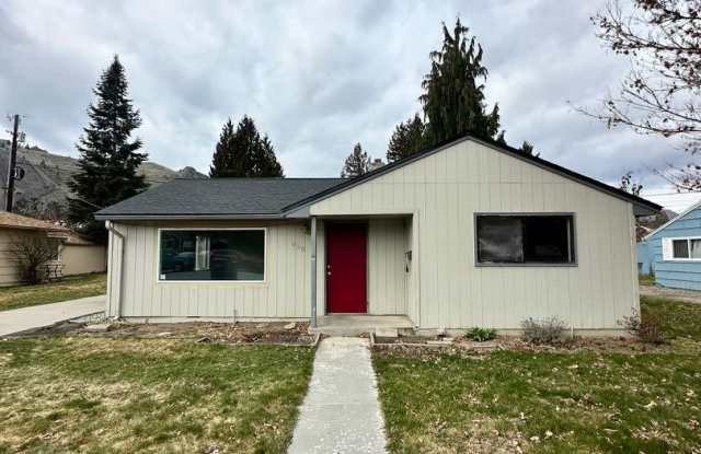 Fully Renovated 3 Bedroom Home photos photos