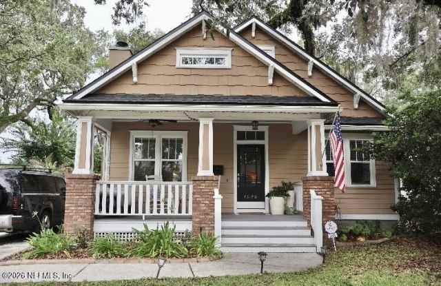 1592 GLENDALE Street photos photos
