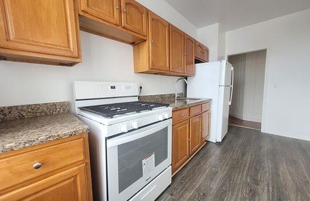 4755 WHITE PLAINS RD. photos photos
