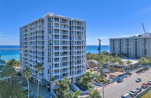 9341 Collins Ave Gallery 1