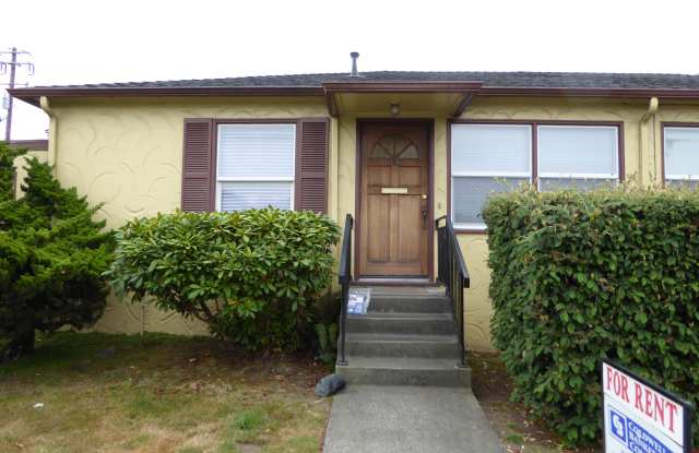 1136 6th St - 1136 6th Street, Eureka, CA 95501