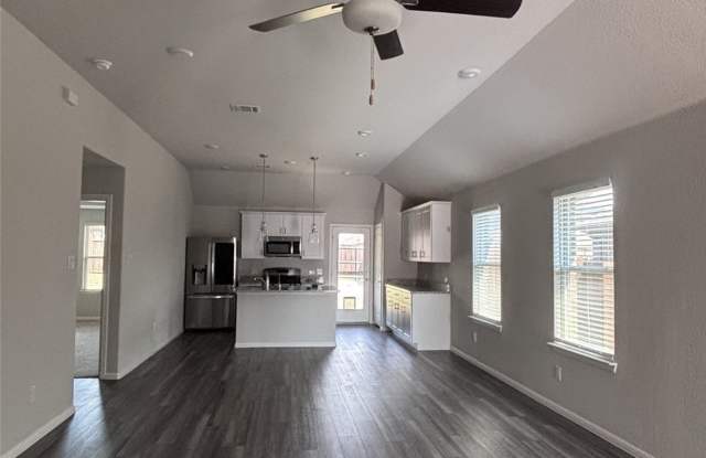 424 Delmar Drive Gallery 4