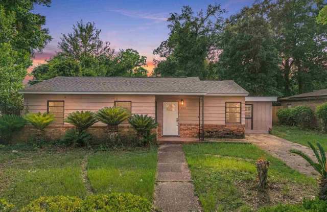 3211 Torres Ave photos photos