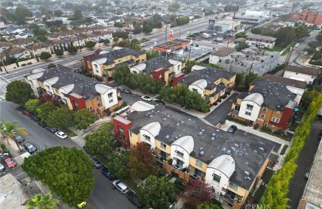 8620 Belford Ave photos photos