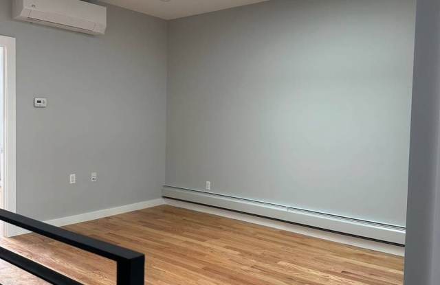 1711 Cropsey Ave Gallery 1