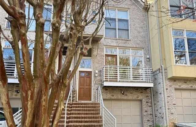 1327 Peachtree View NE - 1327 Peachtree View Northeast, Brookhaven, GA 30319