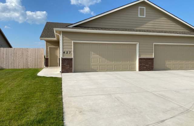 3 Bedroom 2 Bath Duplex - Maize School Distict photos photos