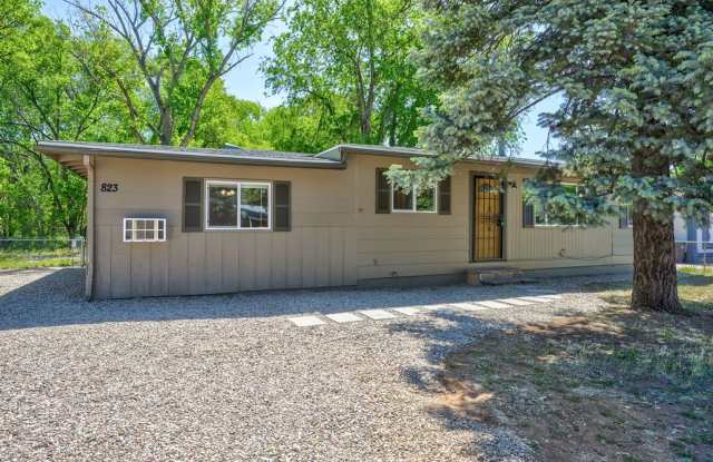Huge Backyard Close to Downtown Prescott! photos photos