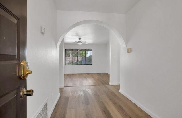 27176 Shadowcrest Lane Gallery 4