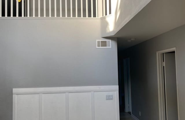823 Viewpointe Ln, Corona, CA 92881 Gallery 4