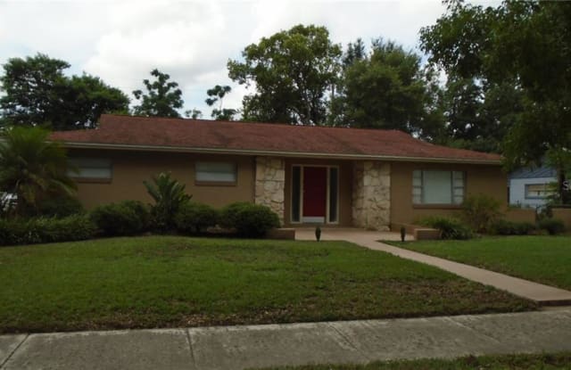 2820 LAKE ARNOLD PLACE - 2820 Lake Arnold Place, Orlando, FL 32806
