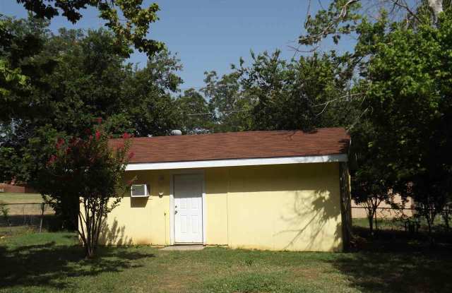 606 Pecan Valley Gallery 2