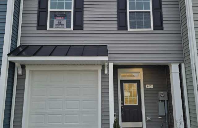 616 TRACY Way photos photos