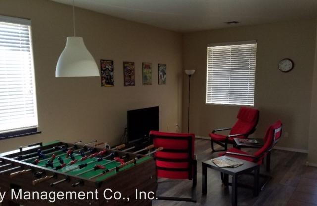 7433 W. Darrel Road Gallery 3