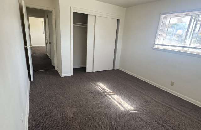 6406 North 87th Street - 3 Gallery 4