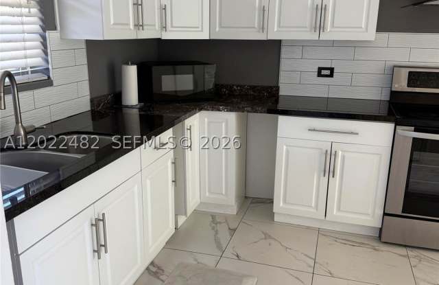 465 Swallow Dr photos photos