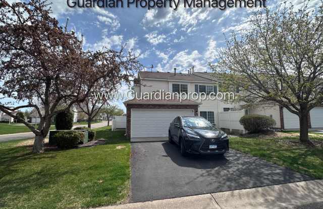 Apple Valley Corner Unit Town Home W/dedicated Office, 2 Car Garage, Washer/Dryer, Dishwasher photos photos