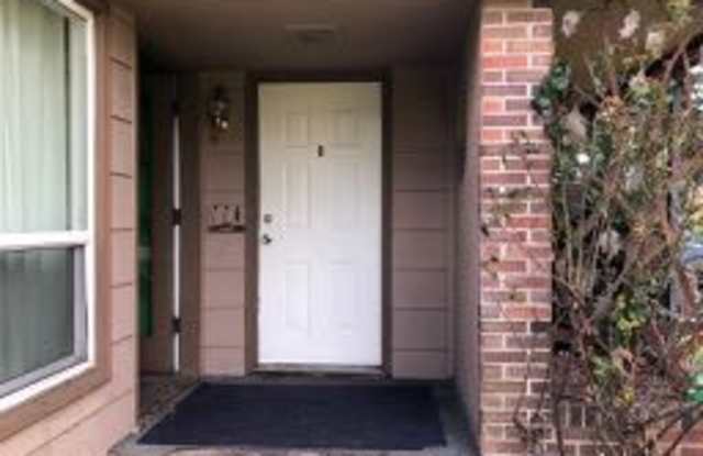 6714 Ardmore Drive South West Gallery 4