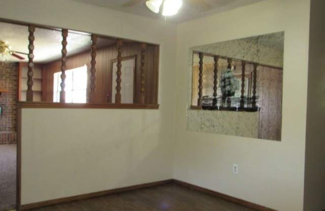 1603 NW Beechwood Drive Gallery 4