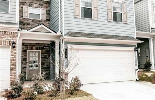 144 Madison Bend photos photos