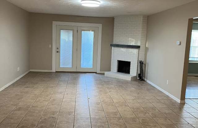 1546 Brookfield Lane - 1546 Gallery 2