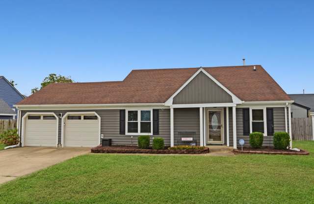 Ocean Lakes Ranch with an Inground-Pool Gallery 1