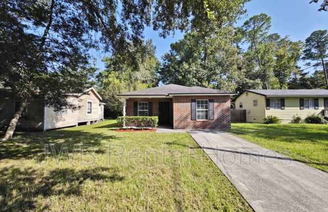 2353 Johnson Ave - 2353 Johnson Avenue, Jacksonville, FL 32207