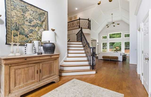 8365 Hurakan Creek Crossing Gallery 2