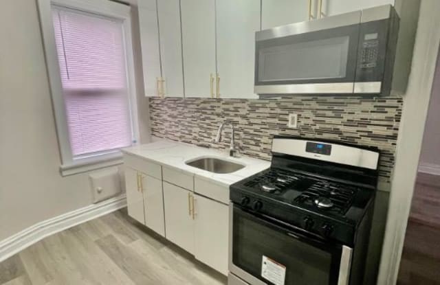 27 Kensington Ave 5F - 27 Kensington Avenue, Jersey City, NJ 07304