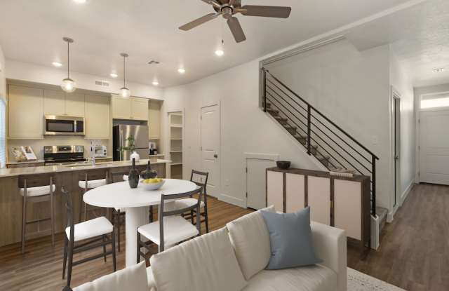 2180 West 230 North - 2180 West 230 North, Hurricane, UT 84737
