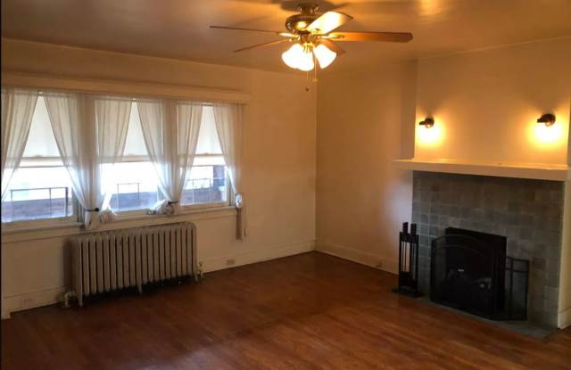 Point Breeze 2 Bed 1 Bath photos photos