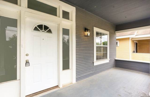 4-Bedroom Home in Historic Dignowity Hill! Gallery 3