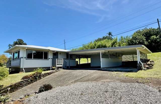 3 Bed 2 Bath Home for rent in Laupahoehoe Gallery 3