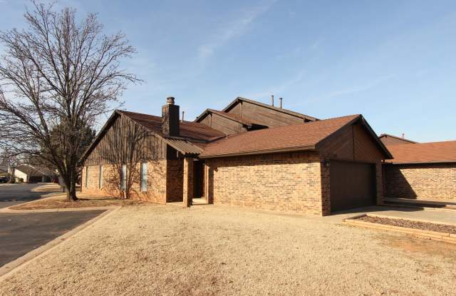 4700 Hemlock Ln - 1 photos photos