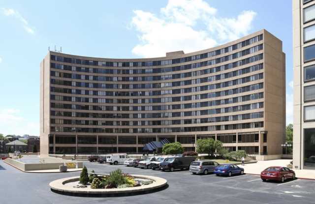100 Wells St - 100 Wells Street, Hartford, CT 06103