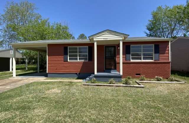 900 Leacrest Avenue (South Memphis) photos photos