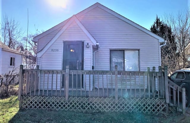 8236 Cadillac Ave - 8236 Cadillac Avenue, Warren, MI 48089