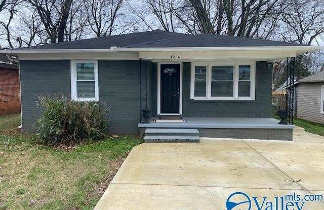 1236 Oshaughnessy Avenue NE photos photos