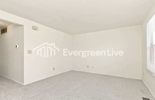 8285 Mount Carmel Street Gallery 3