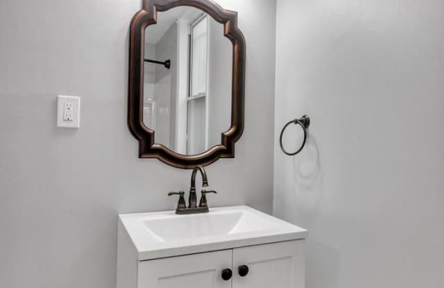 4 Bed 2 Bath - Newly updated Shadyside home photos photos 4 Bed 2 Bath - Newly updated Shadyside home photos photos