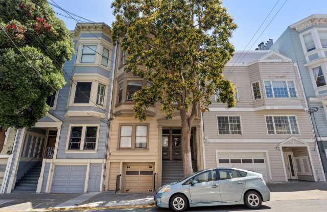 2 Bed + Office, 1 Bath - Russian Hill Edwardian Flat photos photos
