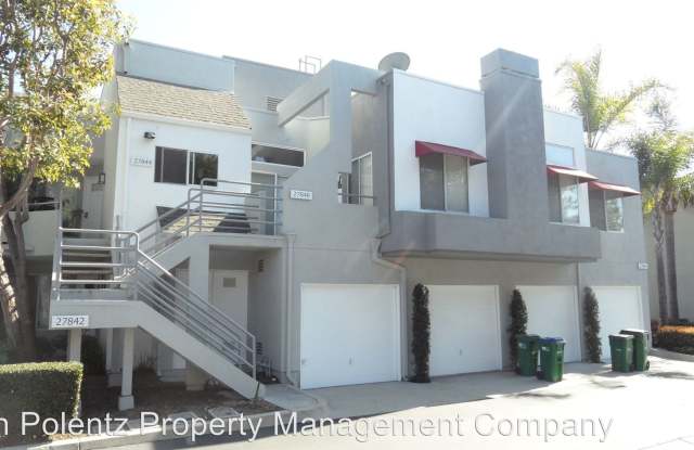 27848 Emerald Gallery 3