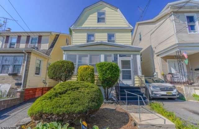 1043 18Th Ave photos photos