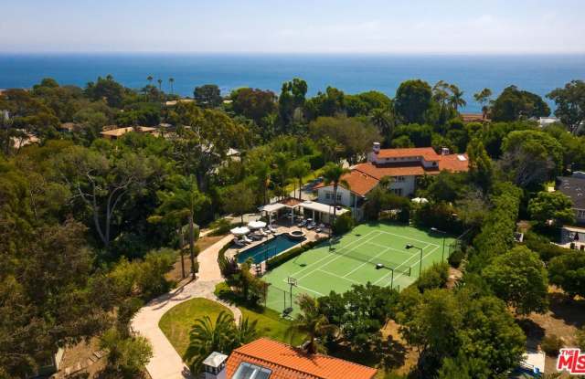 28899 Cliffside Dr Gallery 2
