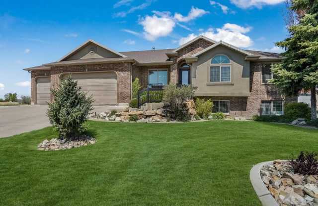1418 W 475 S photos photos