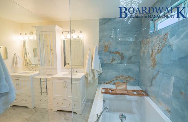 Main-Level 3 Bed / 2 Bath Home in Farmington photos photos