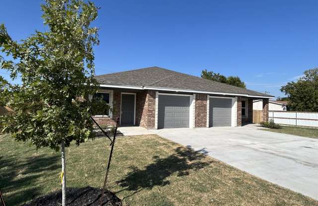 1500 Mohican Trail - A Gallery 3