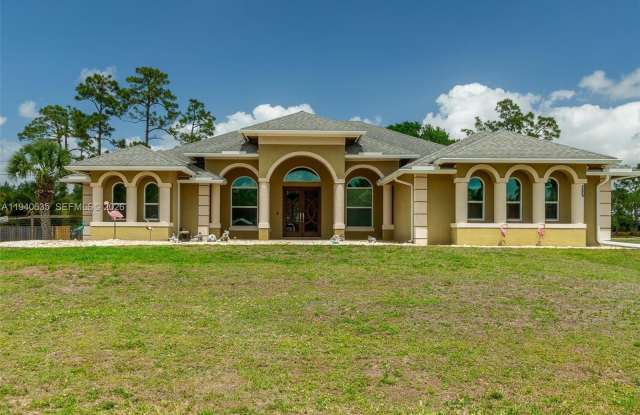 18021 N 49th St N photos photos