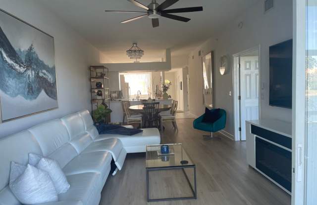 ** FALLING WATERS BEACH RESORT 2/2 REMODELED BEAUTIFUL GROUND FLOOR UNIT AVAILABLE ** SEASONAL ** Gallery 4